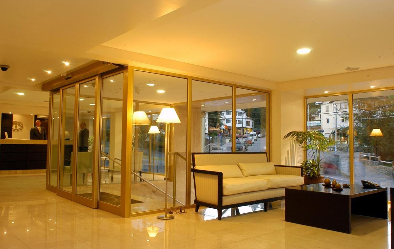Kenton Palace Bariloche - Imagen 4
