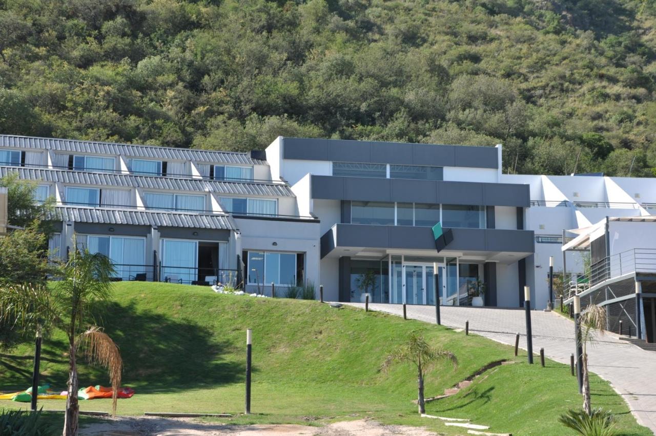 Pinares Panorama Suites & Spa - Imagen 1